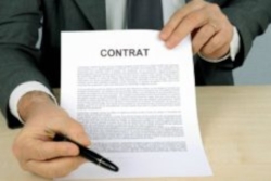 Conditions de caducité de contrats interdépendants - Com., 7 mai 2025, 24-14.277